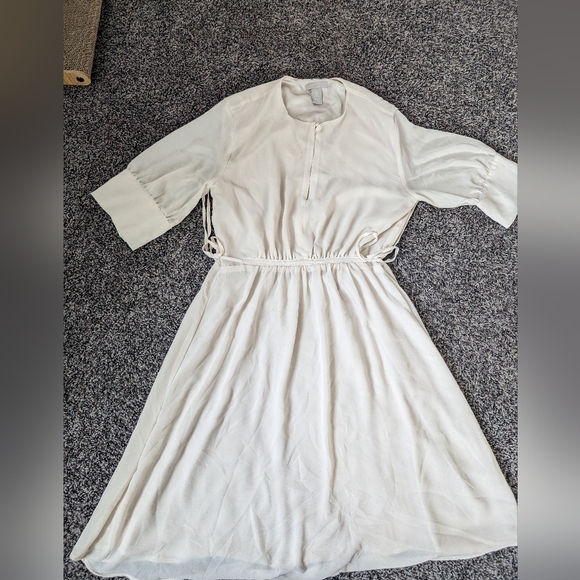 H&M Ivory Dress - Picture 2 of 5